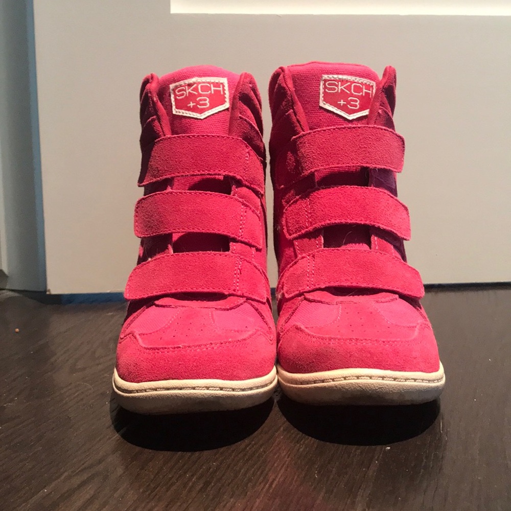 Pink wedge Skechers